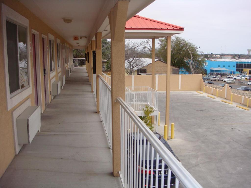 Eagle Pass Inn Buitenkant foto